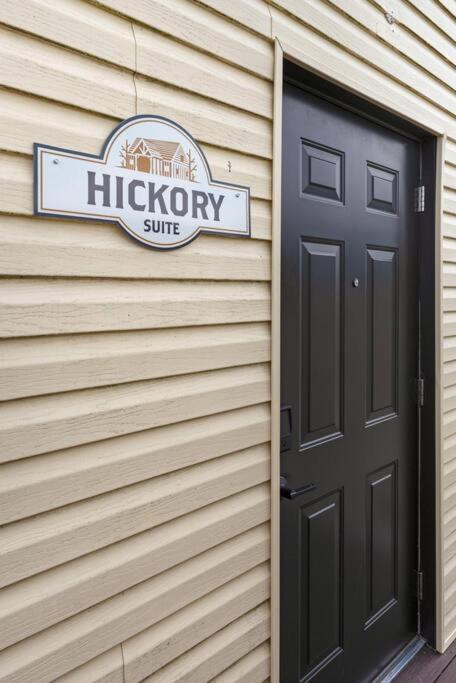 Hickory Suite - Main Street Lodge In Берлін Екстер'єр фото